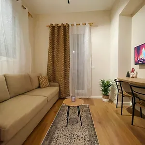  Apartment Aj - Hidden Gem In Front Of Taiwan Center